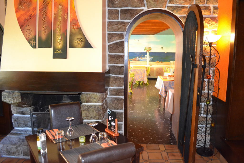 Hotel Restaurant Davat Brison-Saint-Innocent Екстер'єр фото